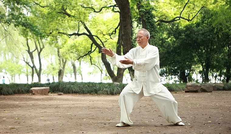 Bài tập khí công - yoga - thiền: Giữ gân cốt dẻo, tim mạch khỏe, thần trí minh mẫn