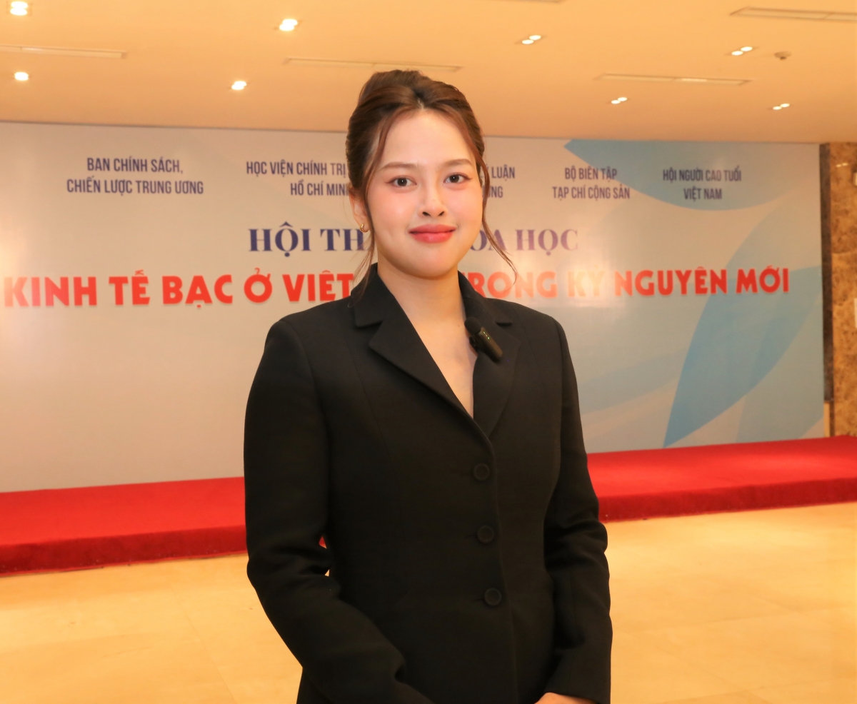 Bà Đặng Bảo Uyên