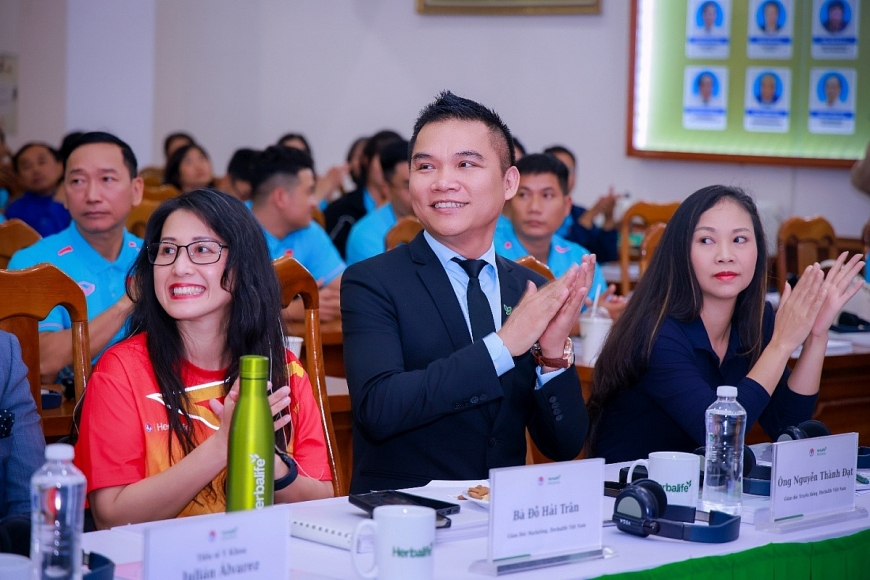 Herbalife Việt Nam trở thành đối tác của LĐBĐVN từ năm 2021