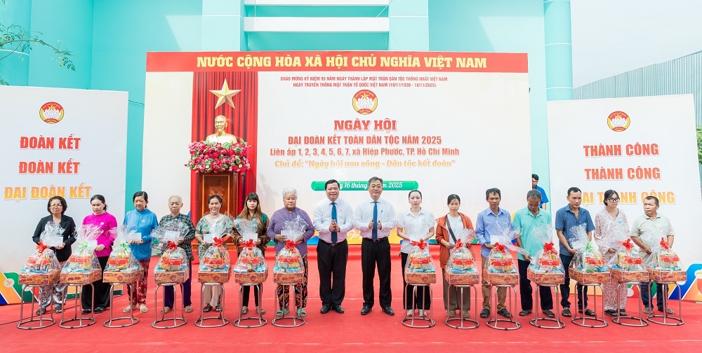 Đại đoàn kết là động lực xây dựng cộng đồng văn minh, nghĩa tình