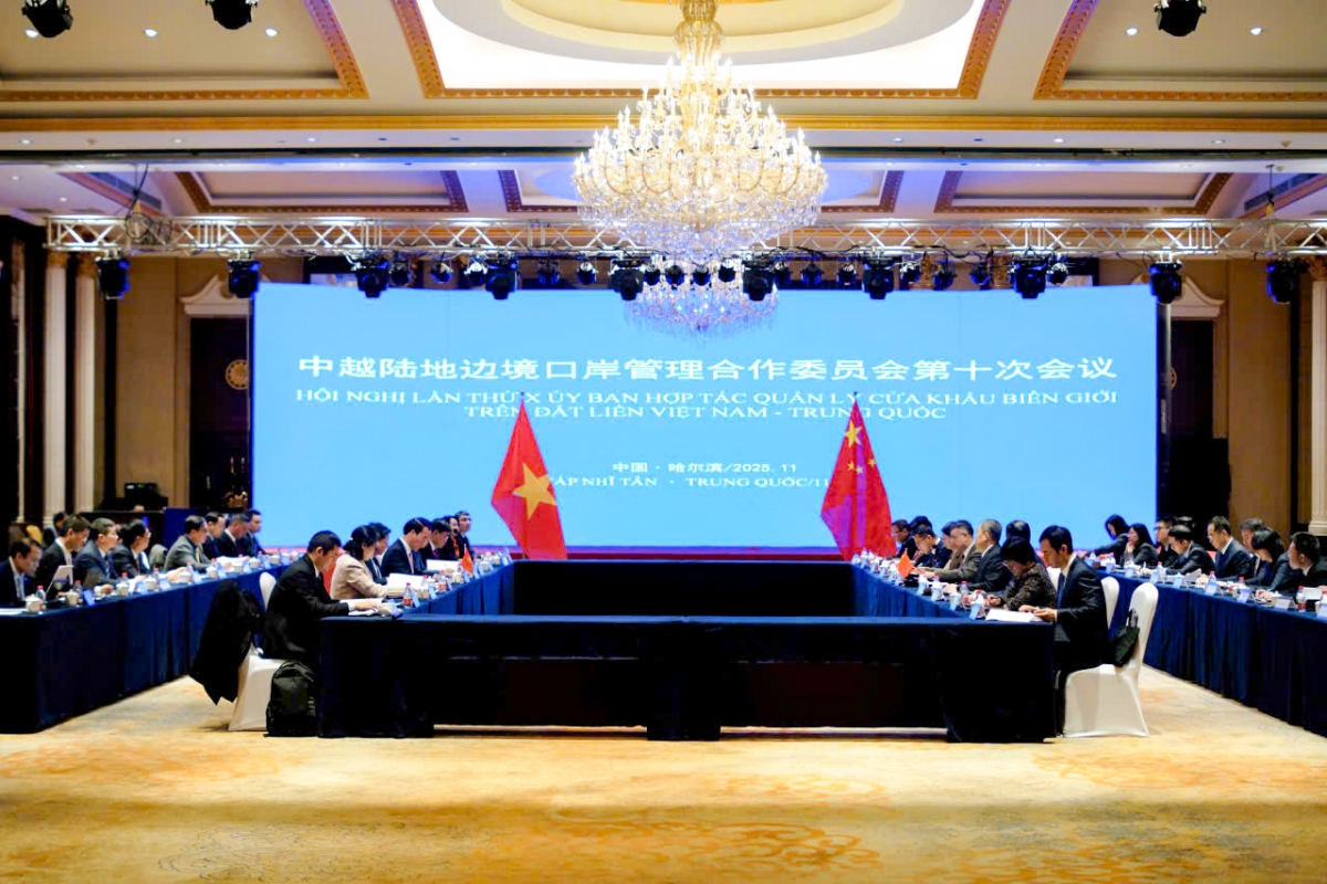 Quang cảnh hội nghị