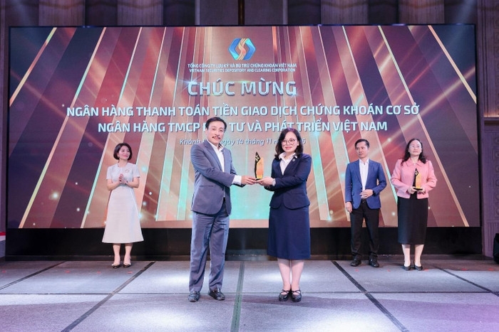 BIDV - Top 10 thành viên tiêu biểu  trong hoạt động lưu ký chứng khoán năm 2025