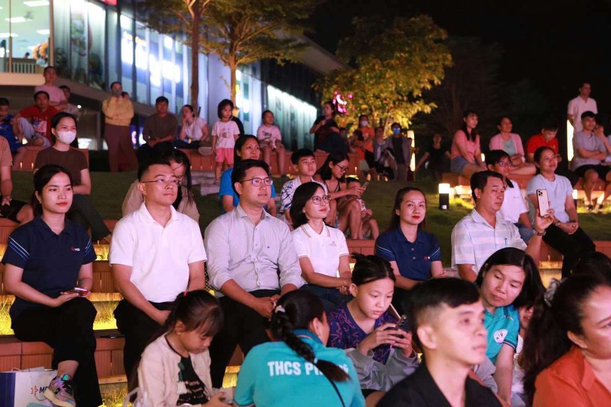 Phường Bình Dương, TP.Hồ Chí Minh: Đêm nhạc gây quỹ gần 73 triệu đồng hướng về miền Trung mưa lũ