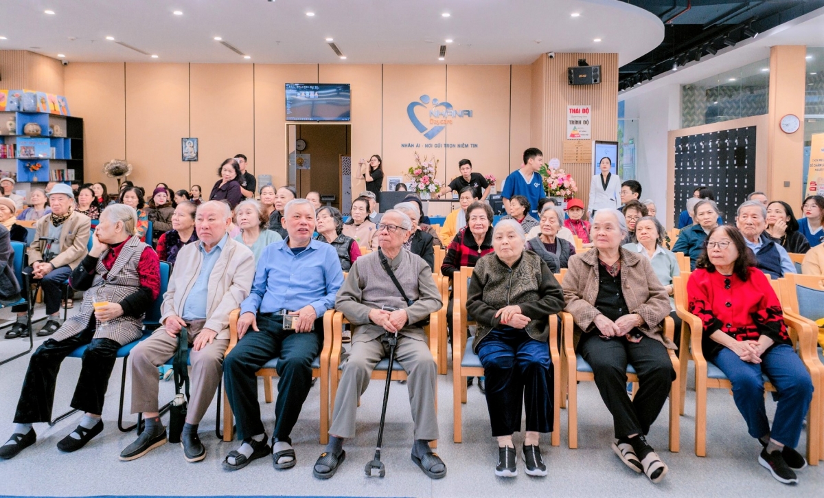 NCT tham dự Diễn đàn Tuổi Bạc số 11