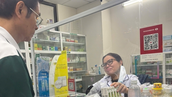 Nghề dược tuổi già: Khi kinh nghiệm trở thành liều thuốc quý