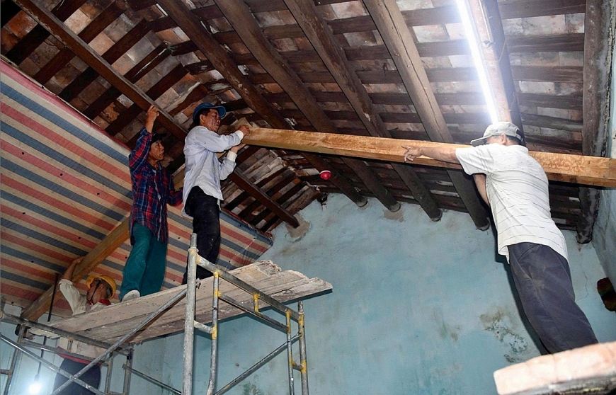 Để di sản văn hóa phố Hội tồn tại với thời gian