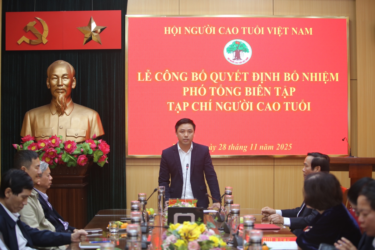 Đồng chí Lê Đình Vũ, Phó Tổng Biên tập Tạp chí Người cao tuổi 