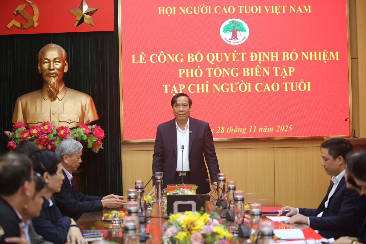 Đồng chí Nguyễn Thanh Bình, nguyên Uỷ viên Trung ương Đảng, Chủ tịch Hội Người cao tuổi Việt Nam phát biểu