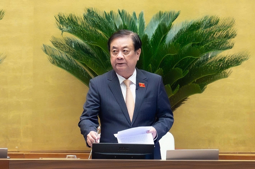 Ông Lê Minh Hoan, Phó Chủ tịch Quốc hội điều hành phiên họp sáng ngày 1/12.