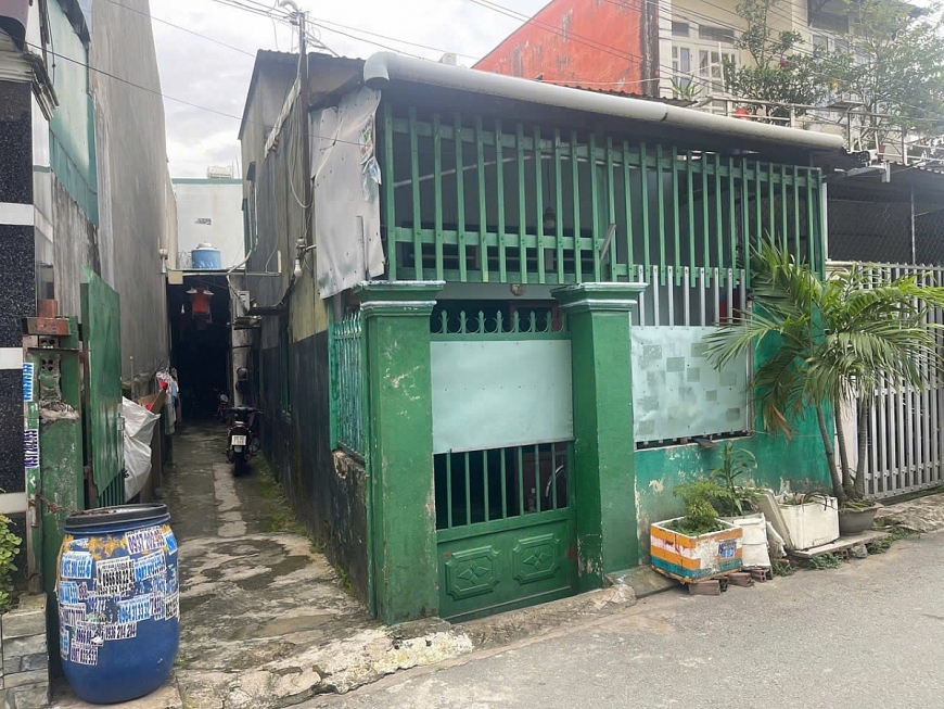 Kiến nghị xem xét tính pháp lý của “Giấy tặng cho nhà” và “Giấy cam kết”