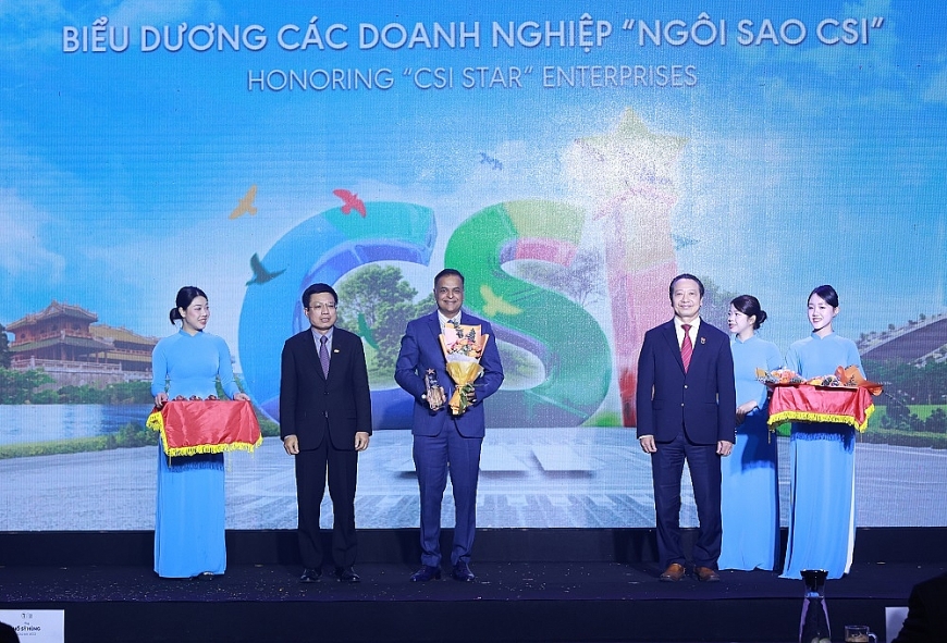 Tại chương trình công bố doanh nghiệp bền vững 2025, Nestlé Việt Nam vinh dự nhận danh hiệu “Ngôi sao CSI” do VCCI trao tặng
