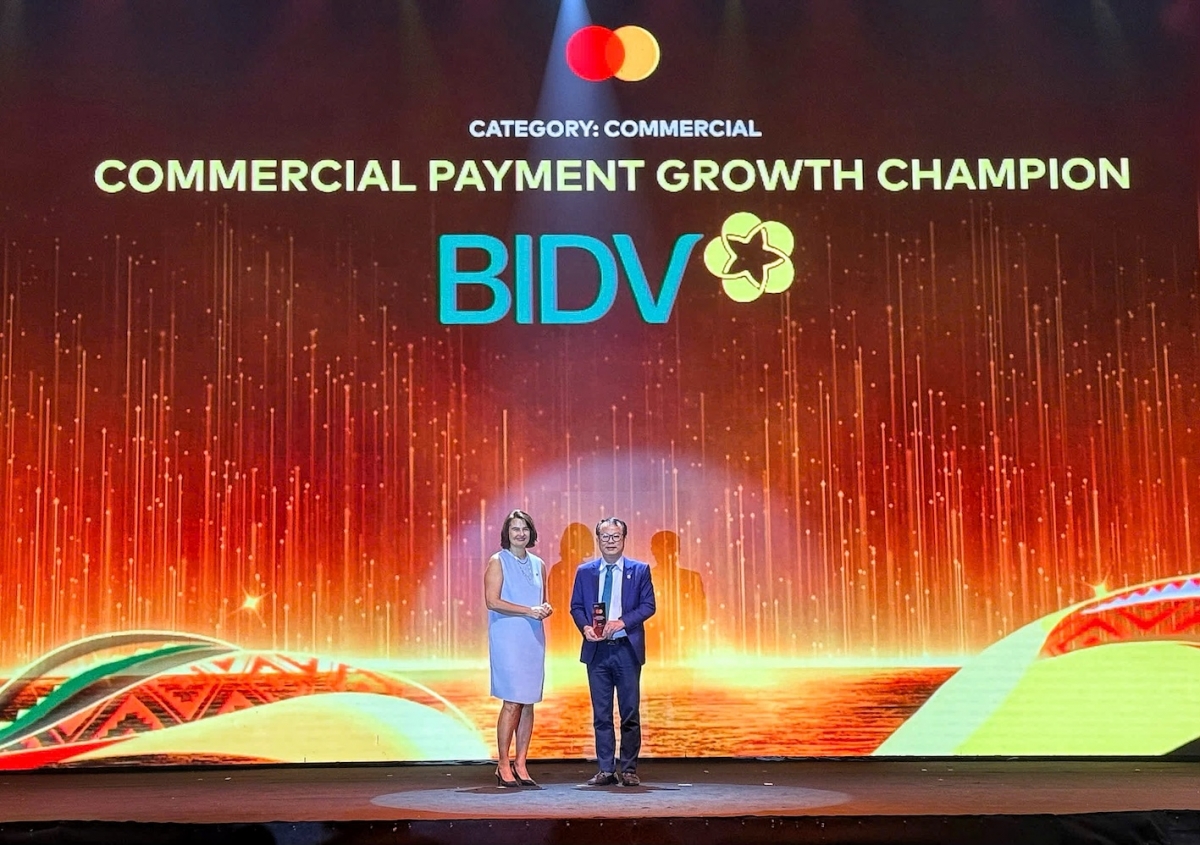 Ngân hàng BIDV liên tiếp nhận giải thưởng Quốc tế về thẻ doanh nghiệp