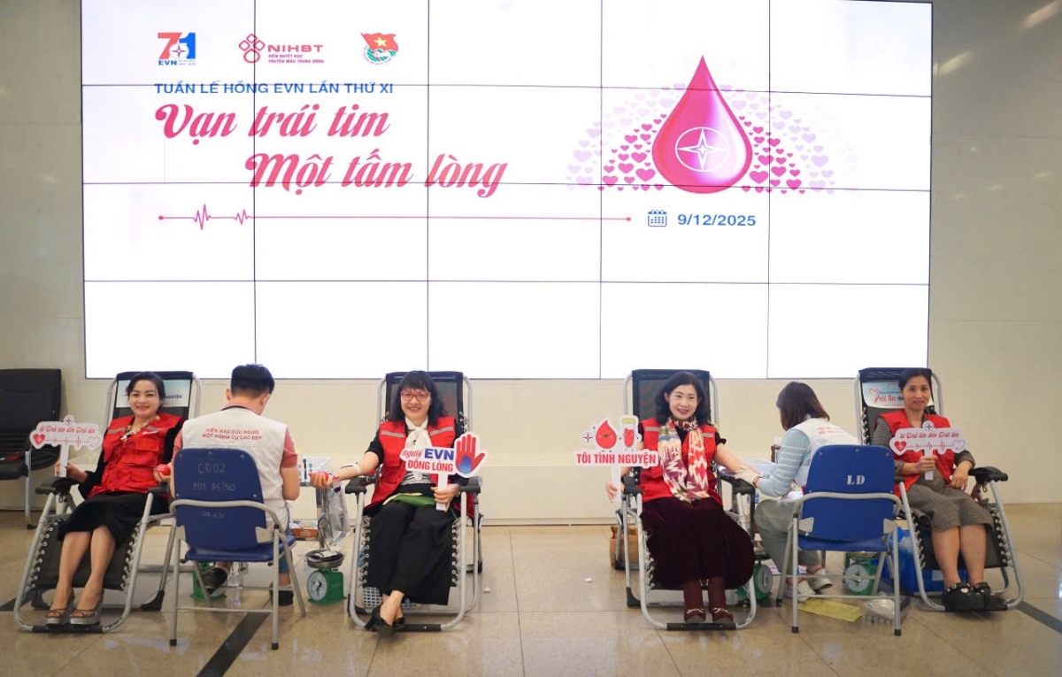 Chương trình hiến máu tình nguyện Tuần lễ hồng EVN của Tập đoàn Điện lực Việt Nam