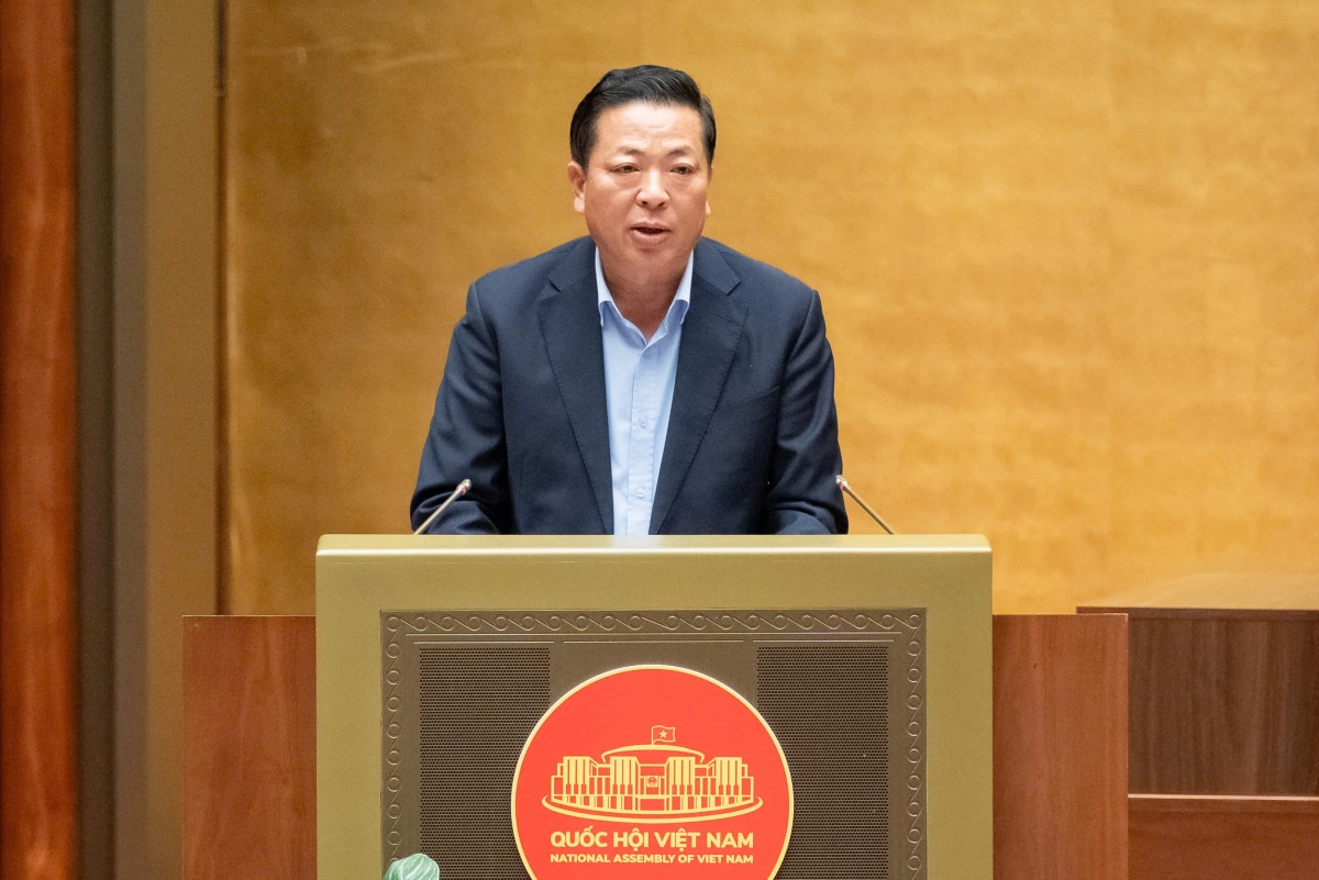 Ông Trần Hồng Minh, Bộ trưởng Bộ Xây dựng cho biết, dự thảo Luật được xây dựng phù hợp với Hiến pháp, chủ trương, chính sách của Đảng và pháp luật của Nhà nước, các Điều ước quốc tế mà Việt Nam là thành viên.