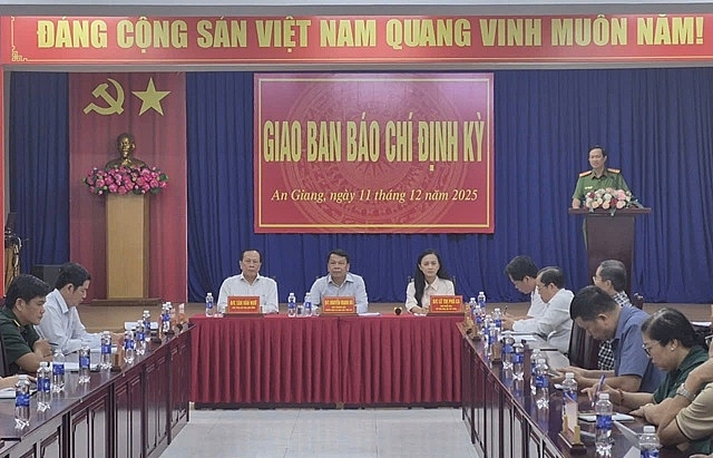 Quang cảnh hội nghị