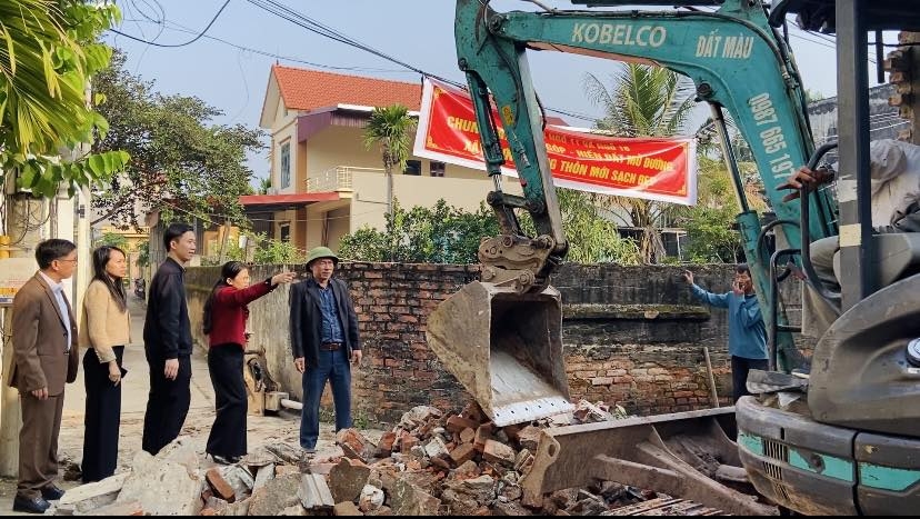 Những con đường hợp “ý Đảng, hợp lòng dân”