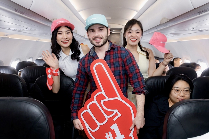 Khi mùa lễ hội chạm đến bầu trời: Vietjet dành tặng hành khách nhiều món quà bất ngờ ý nghĩa