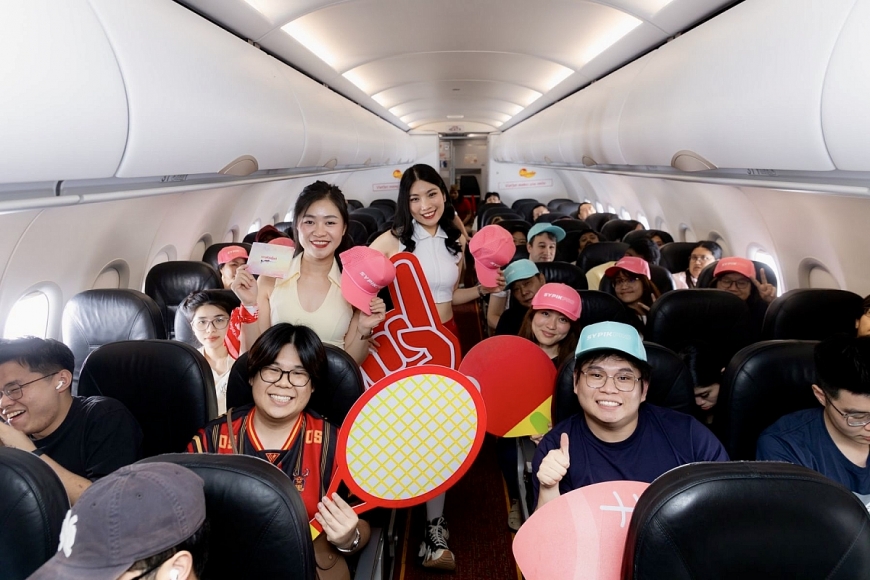 Khi mùa lễ hội chạm đến bầu trời: Vietjet dành tặng hành khách nhiều món quà bất ngờ ý nghĩa