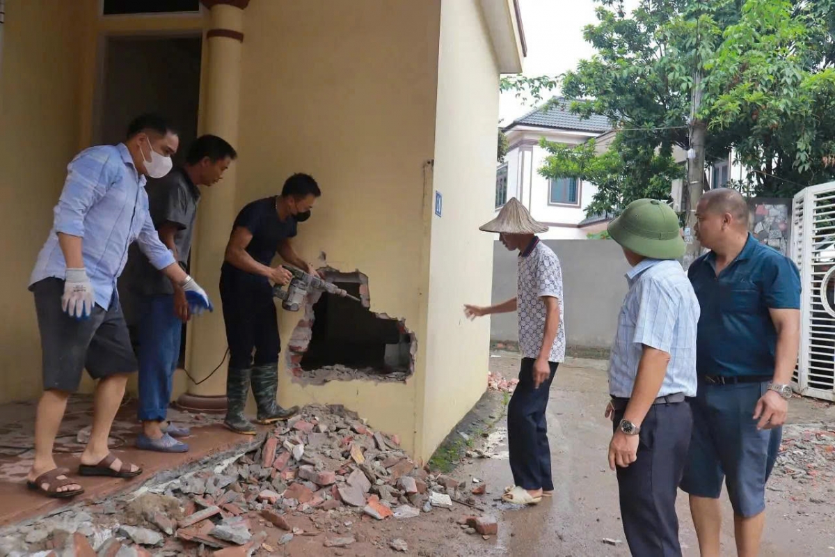 Những con đường hợp “ý Đảng, hợp lòng dân”