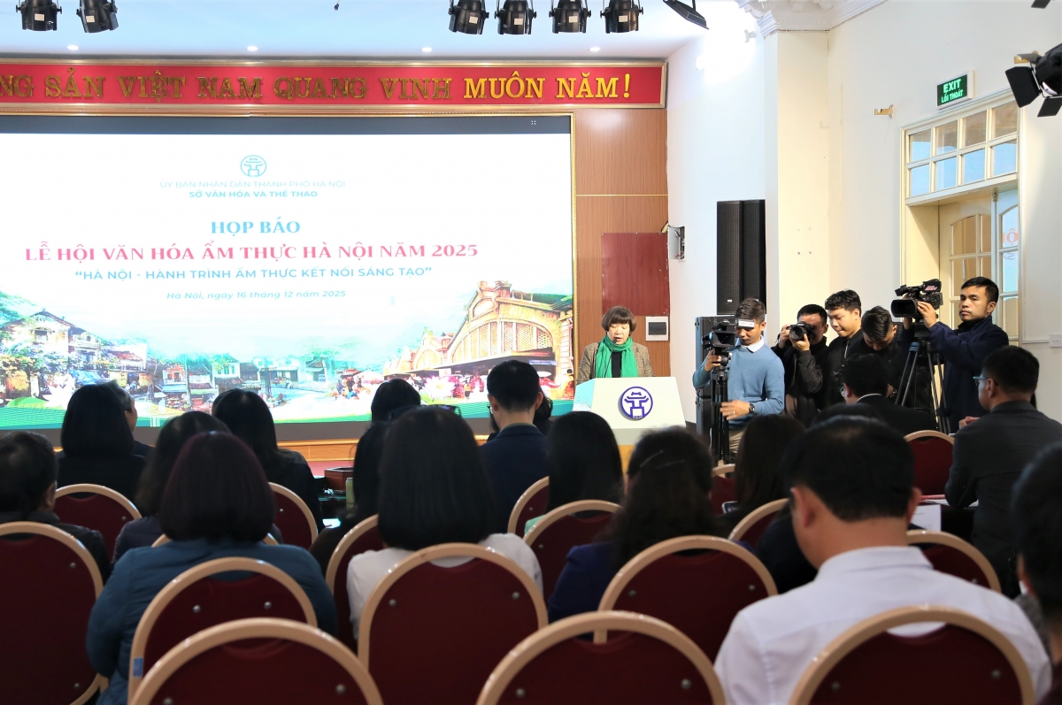 Quang cảnh buổi họp báo