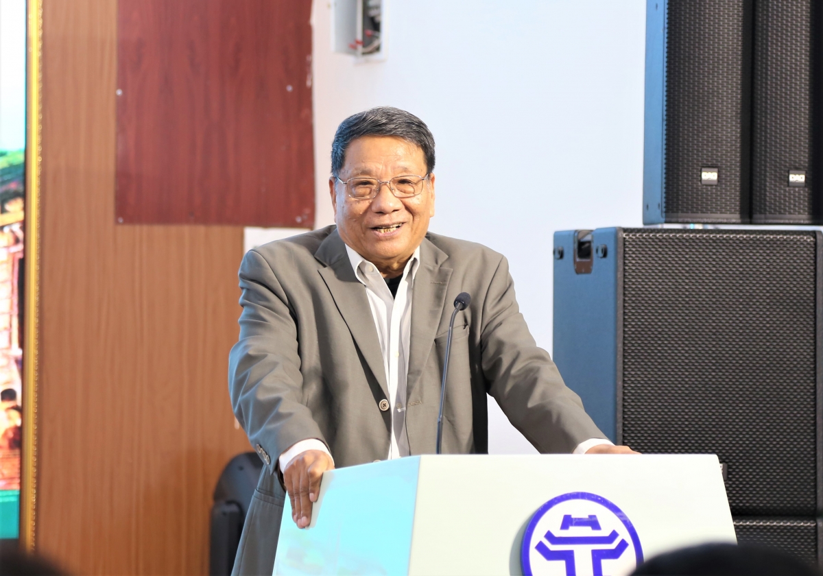 PGS. TS Đặng Văn Bài phát biểu