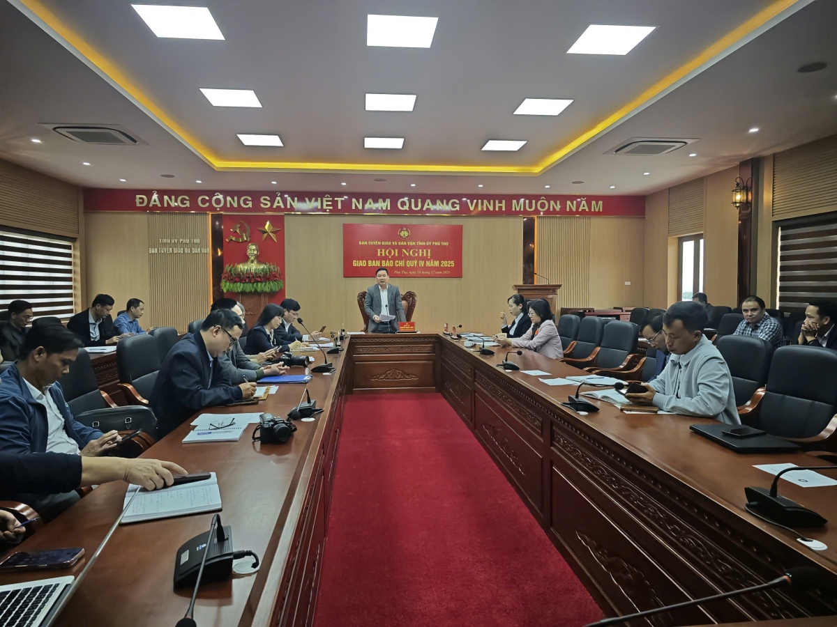 Quang cảnh hội nghị