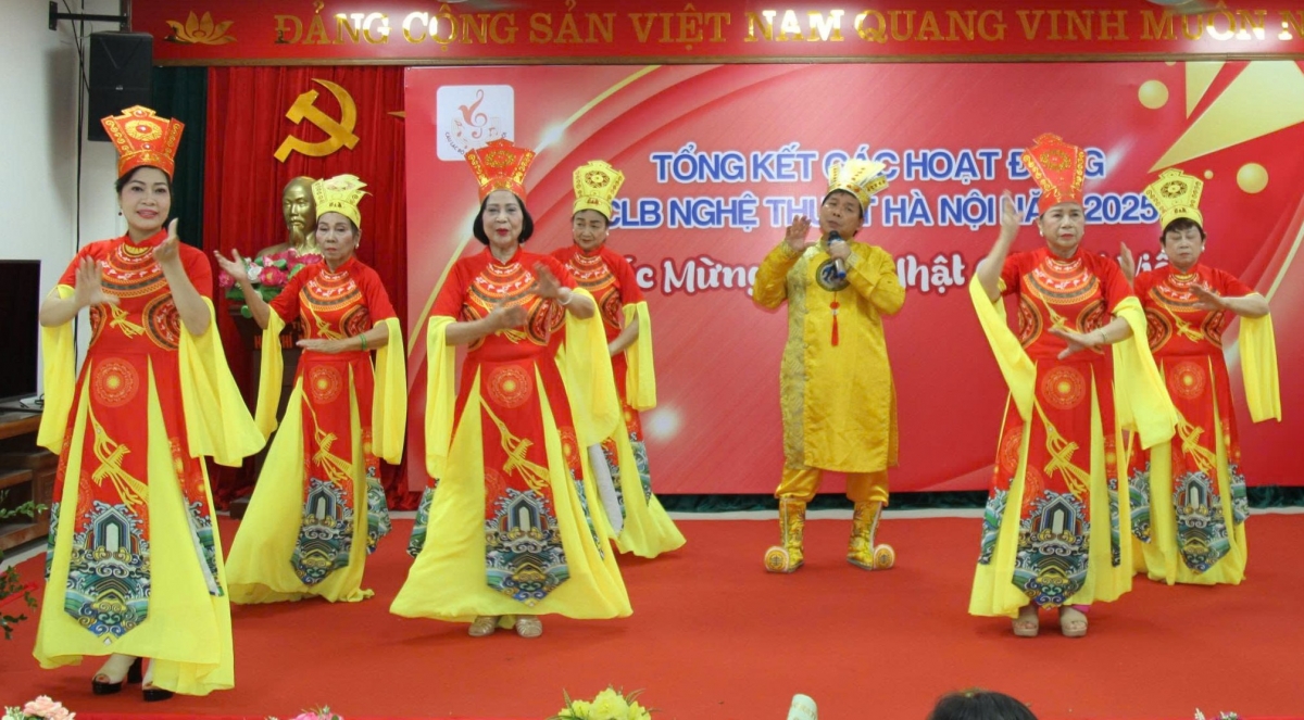 CLB Nghệ thuật Hà Nội: Nơi giữ lửa đam mê, niềm vui sống của người cao tuổi