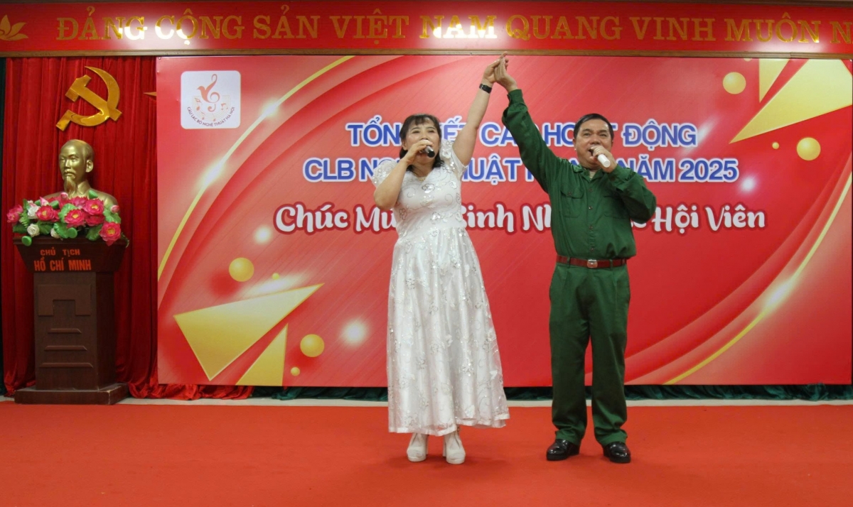 CLB Nghệ thuật Hà Nội: Nơi giữ lửa đam mê, niềm vui sống của người cao tuổi
