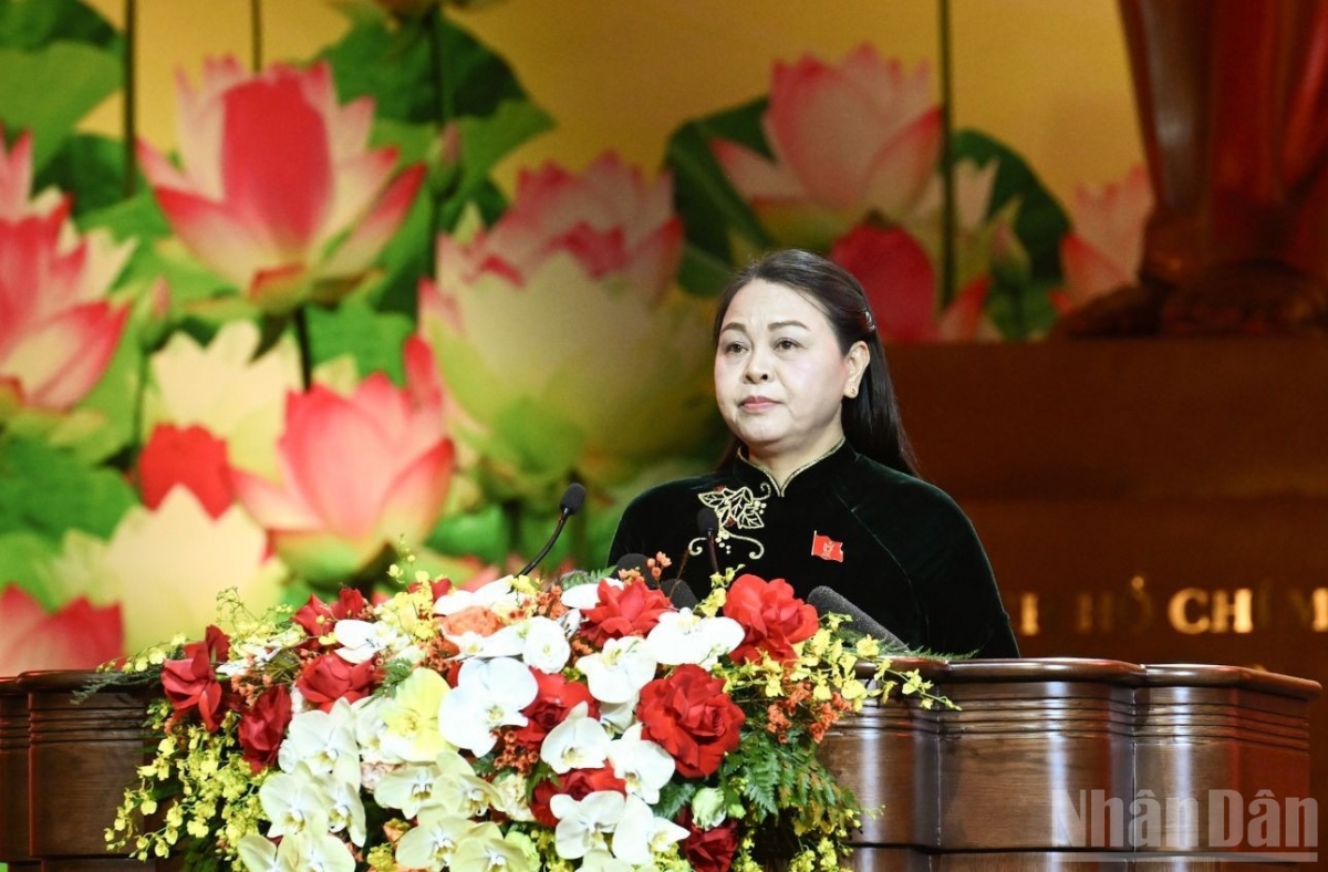 đồng chí Nguyễn Thị Thu Hà, Ủy viên Ban Chấp hành Trung ương Đảng, Phó Chủ tịch – Tổng Thư ký Ủy ban Trung ương Mặt trận Tổ quốc Việt Nam đã phát biểu hưởng ứng phát động thi đua