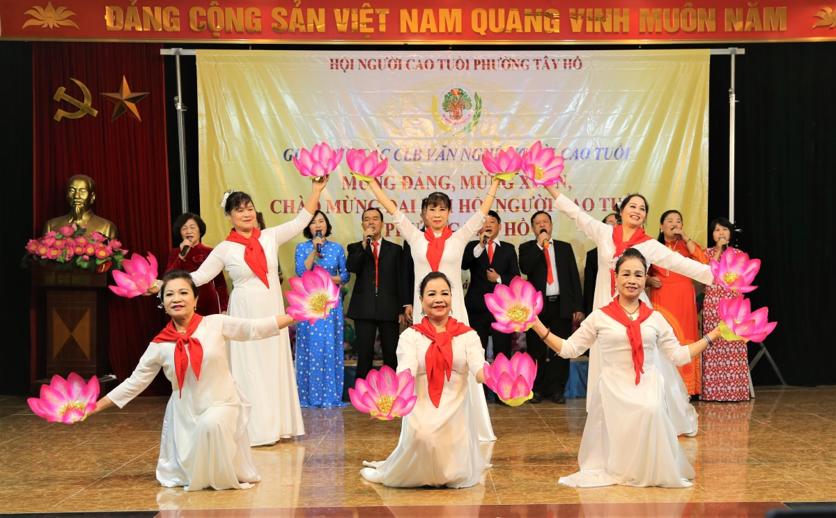 Một tiết mục tại buổi Giao lưu