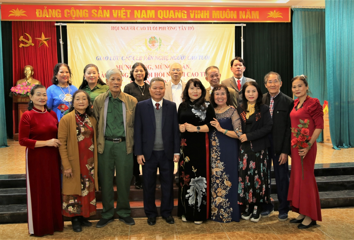 Giao lưu văn nghệ NCT: Lan tỏa niềm tin, khí thế chào năm mới 2026