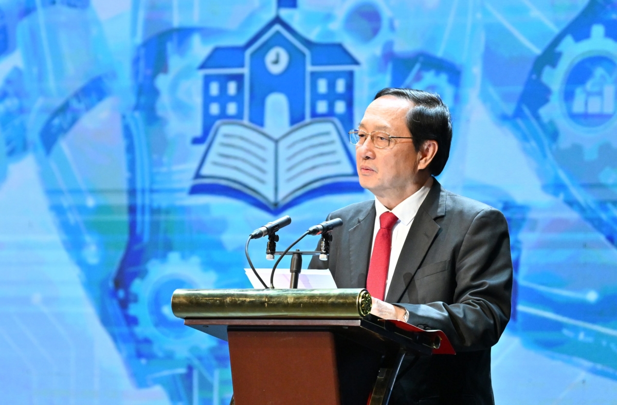 Phó Trưởng ban Tuyên giáo và Dân vận Trung ương Huỳnh Thành Đạt phát biểu