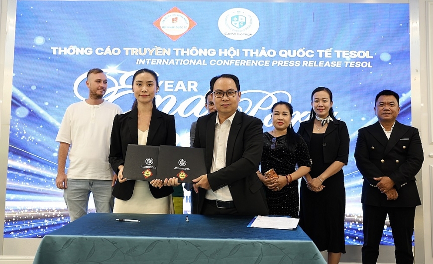 Lễ ký kết thỏa thuận hợp tác và đào tạo giữa Viện Nghiên cứu Hướng nghiệp và Hội nhập quốc tế với Trường Cao đẳng GLENN – Canada