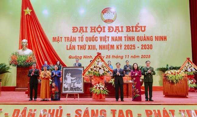 Bà Nguyễn Thị Thu Hà, Ủy viên Trung ương Đảng, Phó Chủ tịch - Tổng Thư ký Ủy ban Trung ương MTTQ Việt Nam dự Đại hội đại biểu MTTQ Việt Nam tỉnh Quảng Ninh