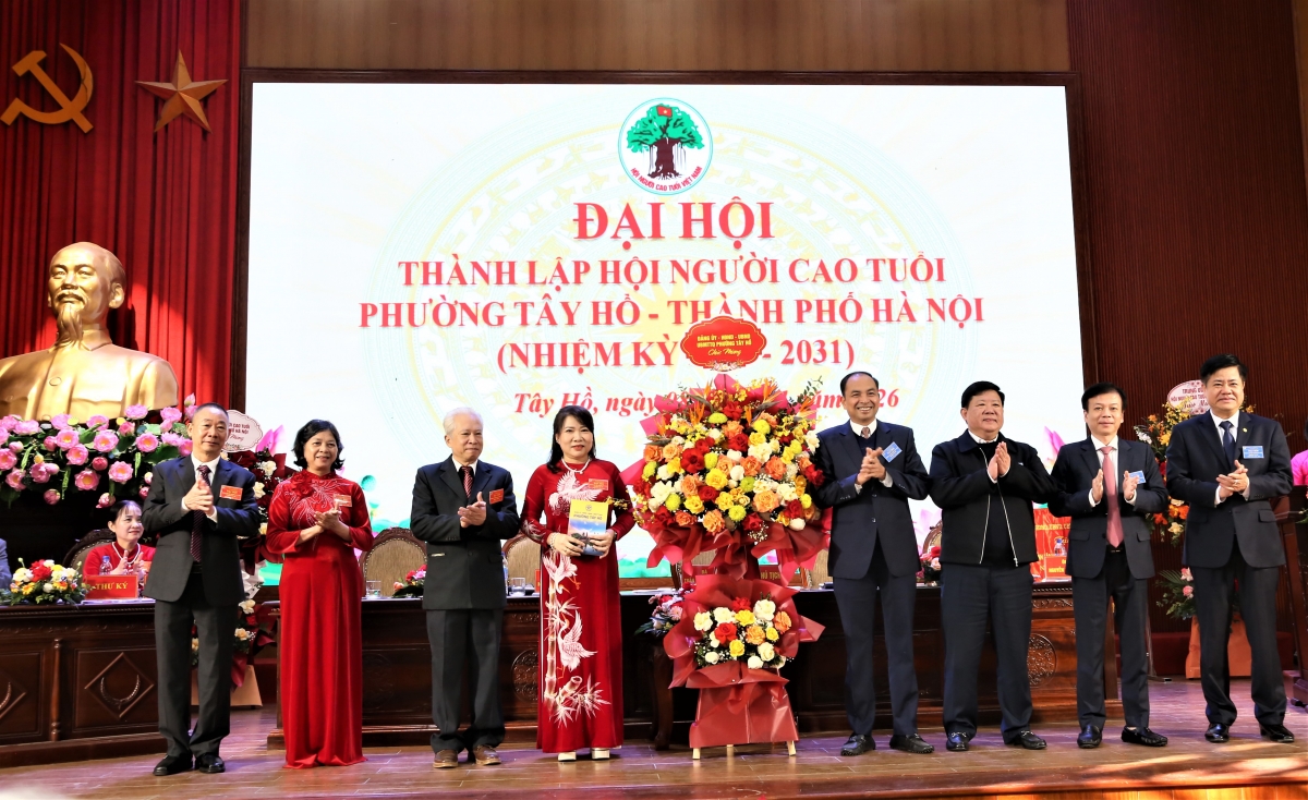 Hội NCT phường Tây Hồ ra mắt trong dấu mốc chuyển mình của cơ sở