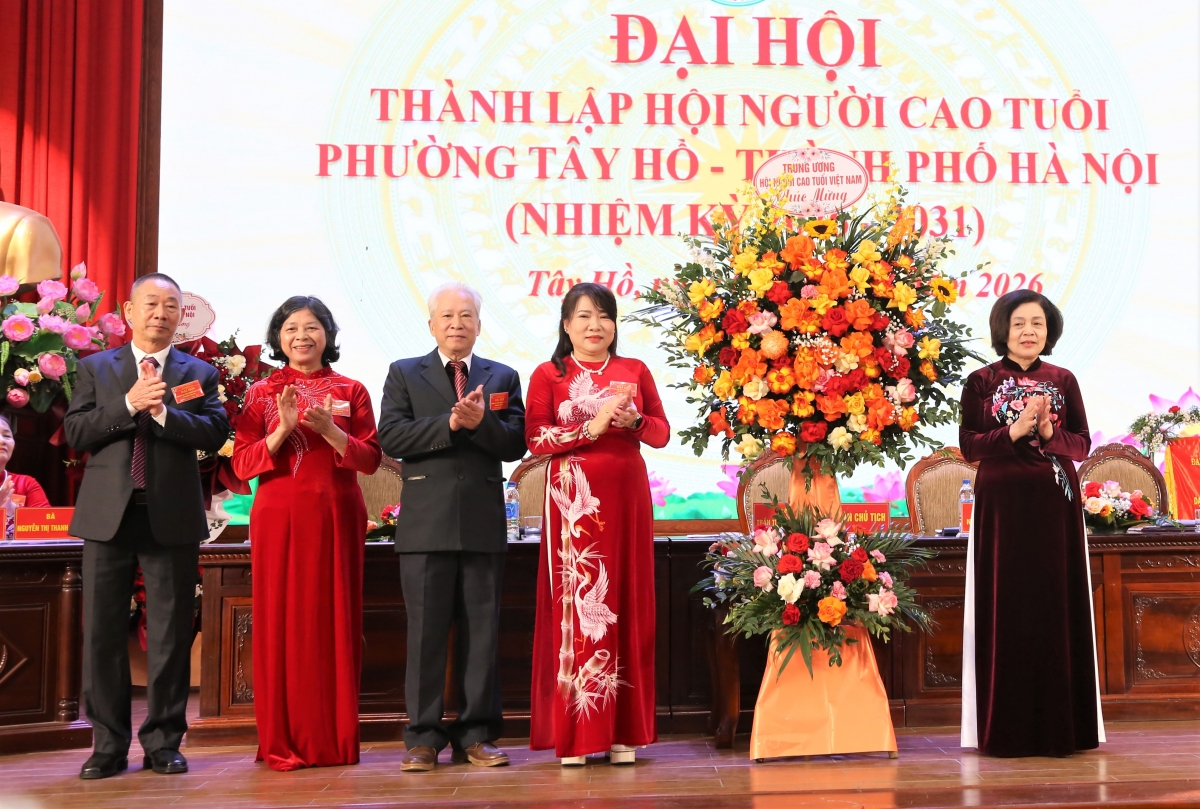 Hội NCT phường Tây Hồ ra mắt trong dấu mốc chuyển mình của cơ sở