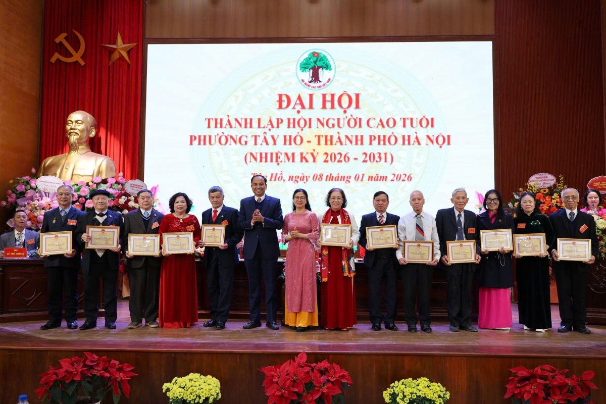 Hội NCT phường Tây Hồ ra mắt trong dấu mốc chuyển mình của cơ sở