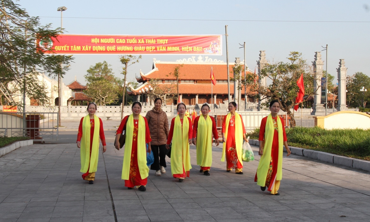 Người cao tuổi kỳ vọng vào Đại hội đại biểu toàn quốc lần thứ XIV của Đảng