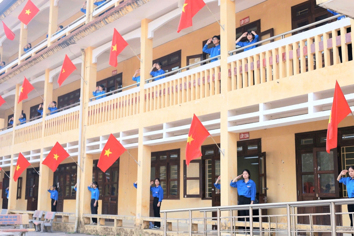 Bồi đắp nhân cách, tình yêu quê hương, đất nước từ những việc nhỏ nhất