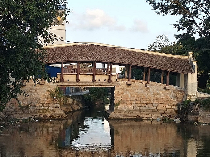 cầu ngói cần được bảo tồn và phát huy