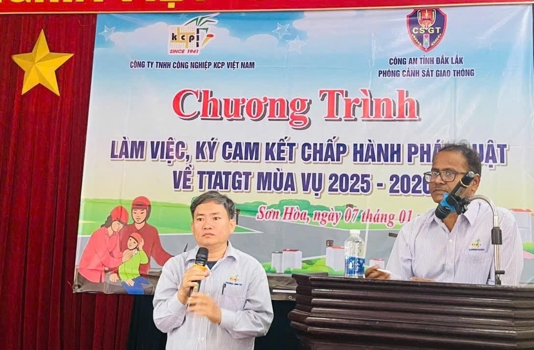 Đại biểu phát biểu tại chương trình