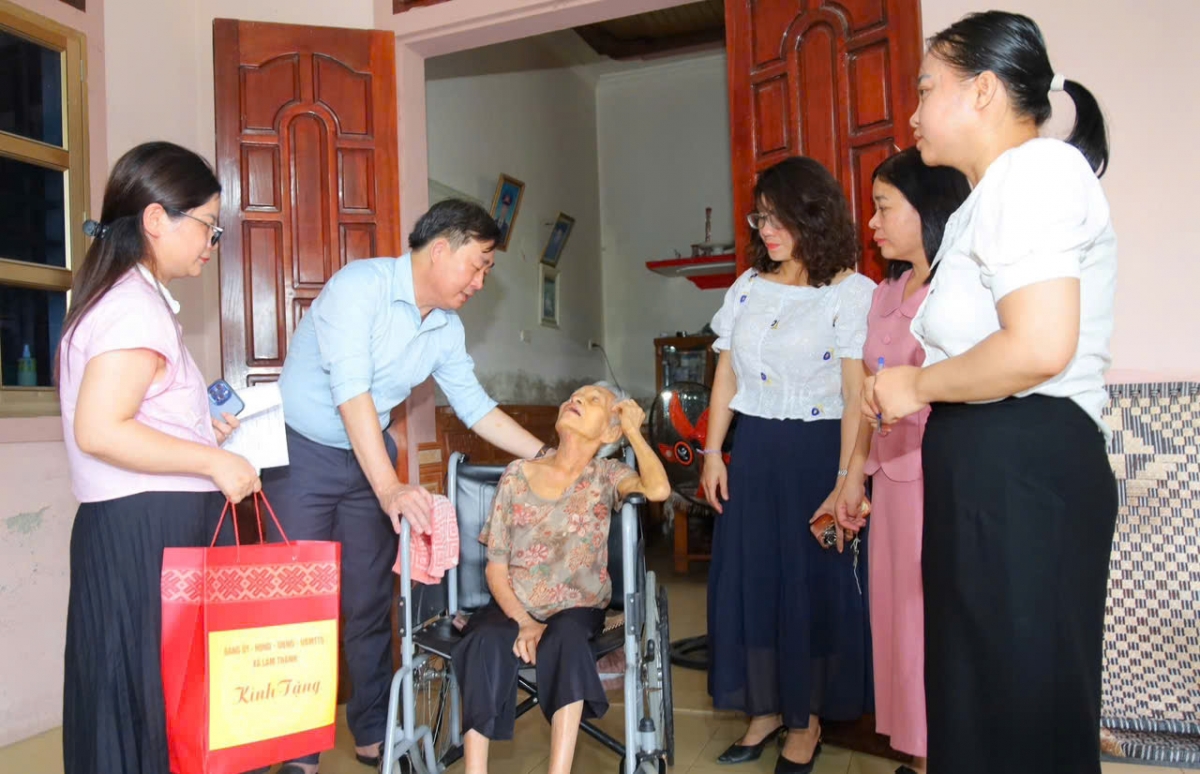 Chính quyền xã Lam Thành luôn quan tâm đến công tác an sinh xã hội