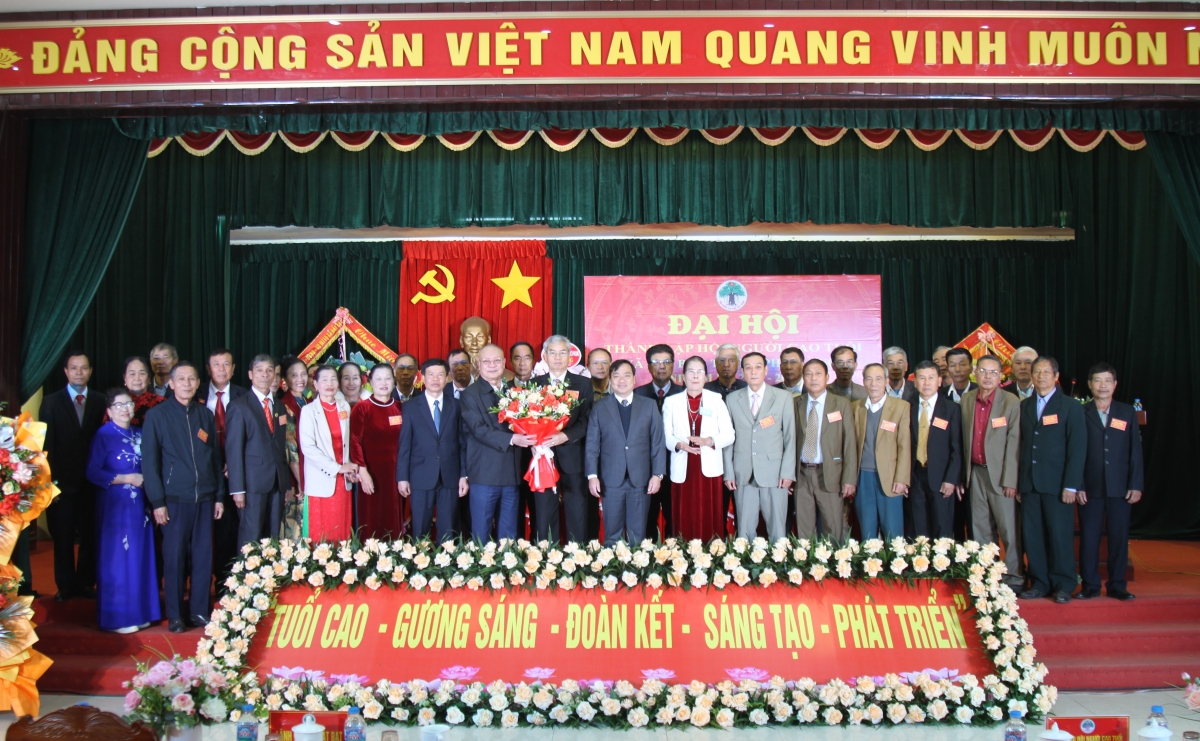 Ban Chấp hành Hội NCT xã Bất Bạt, nhiệm kỳ 2026-2031 ra mắt.