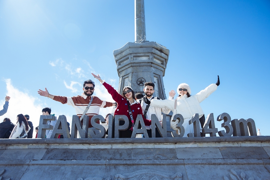 Những công viên Sun World đã góp phần thay đổi diện mạo du lịch Việt Nam với những công trình vượt thời gian như cáp treo Fansipan, Cầu Vàng, Cầu Hôn…