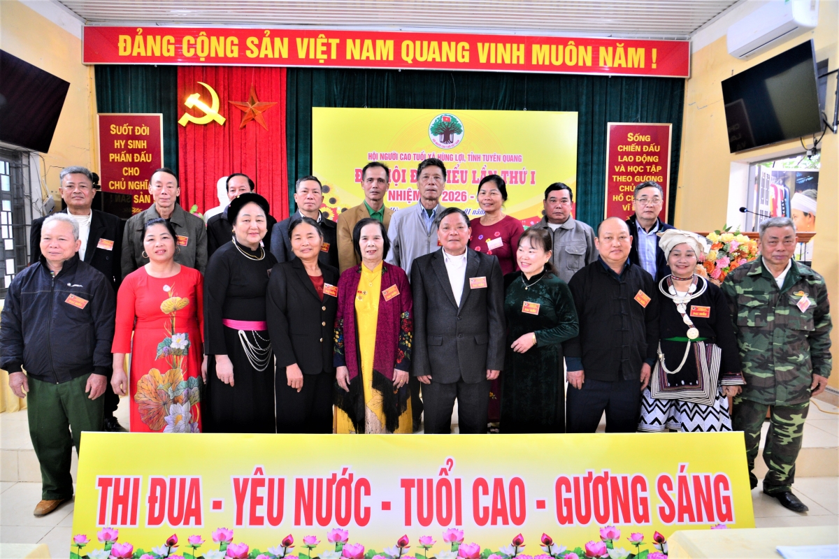 Ban Chấp hành Hội NCT xã Hùng Lợi ra mắt Đại hội