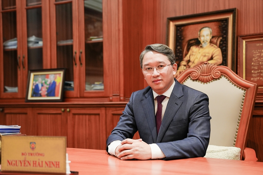 Bộ trưởng Bộ Tư pháp Nguyễn Hải Ninh