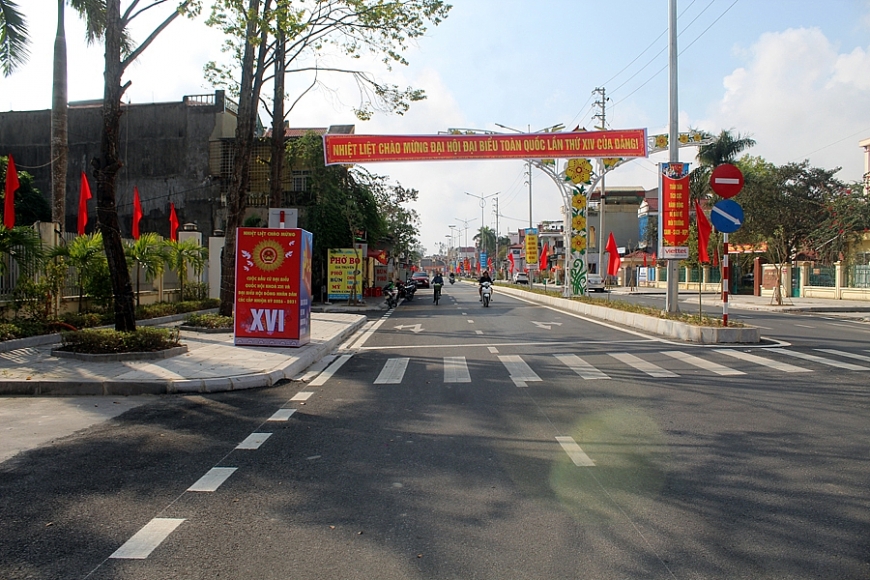 Xã Hoằng Hóa trang hoàng rực rỡ trước ngày bầu cử