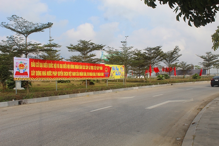 Xã Hoằng Hóa trang hoàng rực rỡ trước ngày bầu cử