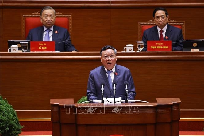 Đồng chí Nguyễn Văn Phong, Phó Bí thư Thường trực Thành ủy Hà Nội trình bày tham luận tại Đại hội