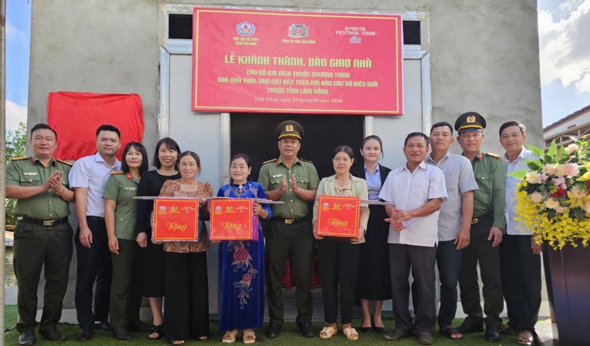 g an tỉnh Lâm Đồng khánh thành và bàn giao nhà mới cho 3 hộ gia đình   tại xã Đắk Wil 